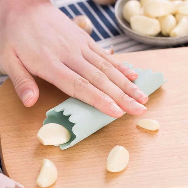 Household Garlic Peeling Tool Manual Thickening Silicone Peeling Tool Portable Garlic Peeling Device (Lotus Pink) - Image 4