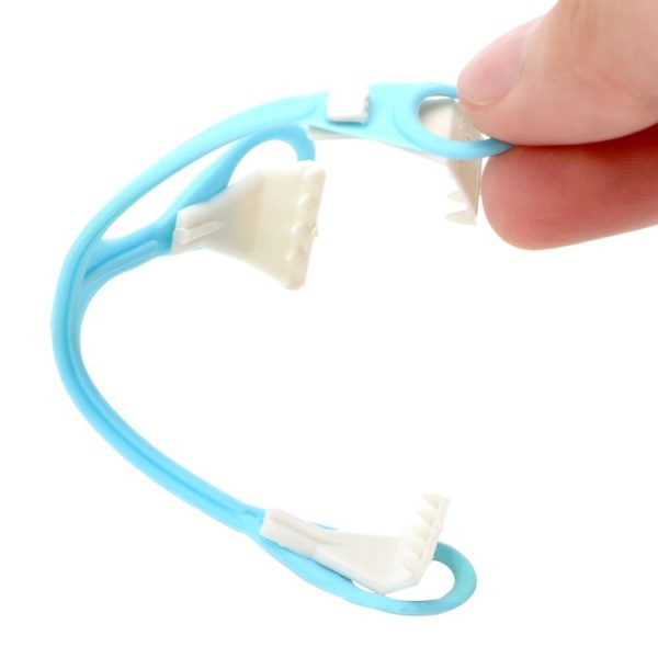 3 PCS Plastic Three-hook Small Claw Baby Diaper BuckleRandom Color Delivery - Image 3