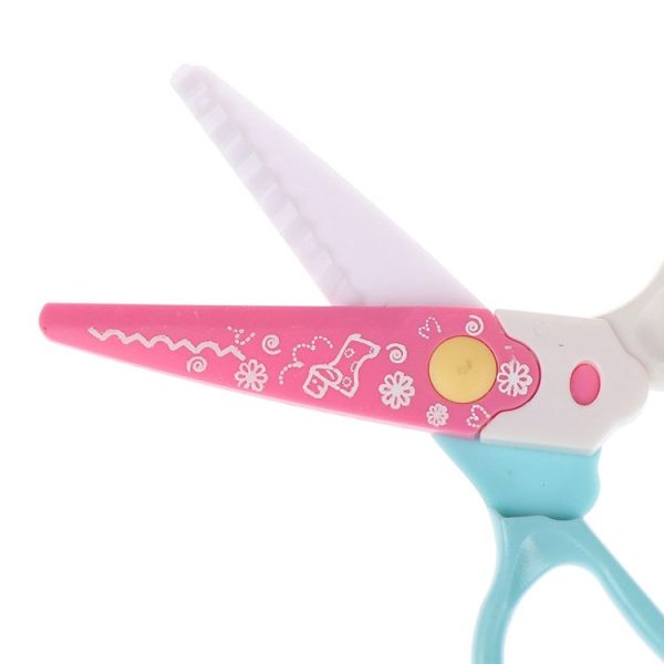 3 Sets Children Stationery Creative Lace Scissors 3 / 6 Knife Head Manual Safety Plastic Scissors Random Color Delivery, Size: 6 Packs - Image 4