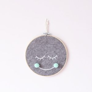 Felt Smiley Tent Pendant Wall Decoration Children Room Children Clothing Store Props, Size: Small (Green Ball)