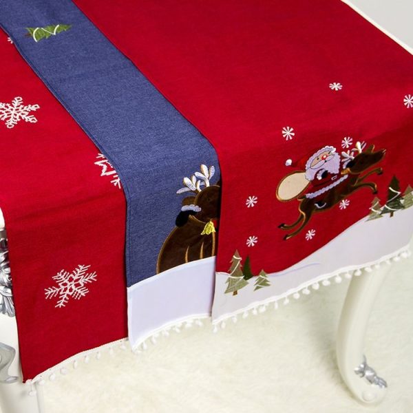 2 PCS Christmas Cloth Cartoon Embroidery Table Flag Tablecloth Scene Decoration (Red Snowflake) - Image 3