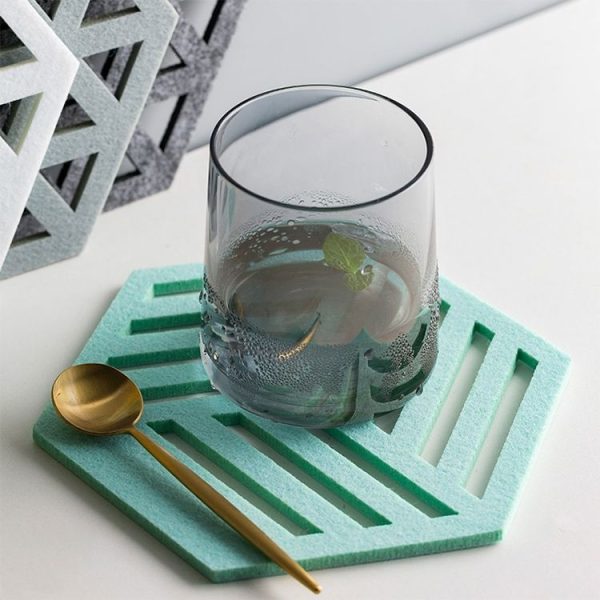 4 PCS Geometry Felt Household Tableware Dish Insulation Mat Cup Absorbent Pad, Color: Dark gray (triangle) - Image 5