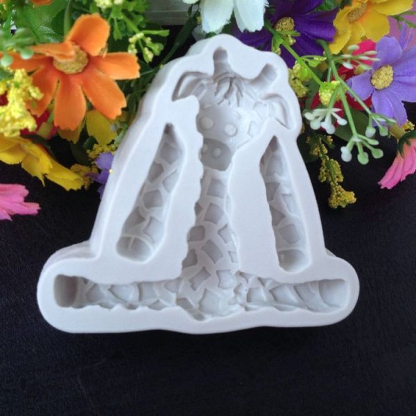 2 PCS 3D Animal Shape Silicone Form Fondant Cake Biscuit Molds (Giraffe) - Image 3