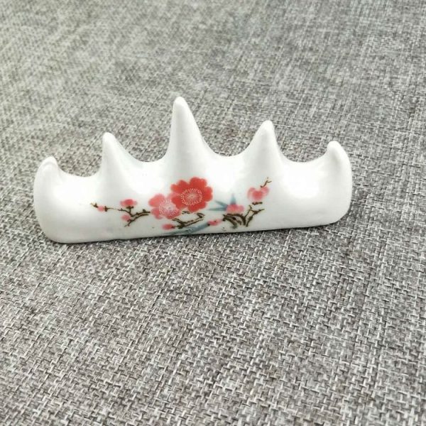 Ceramic Calligraphy Supplies Five Fngers Plum Pattern Brush Pen Holder, Size: 10x4.5x2cm - Image 3