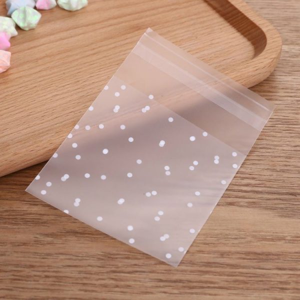 100pcs / Pack Plastic Transparent Cellophane Bags Polka Dot Candy Cookie Gift Bag with DIY Self Adhesive Pouch Celofan Bags for Party, Size: 7x7cm (Transparent) - Image 2