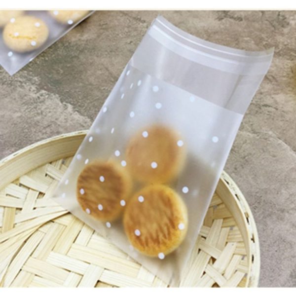 100pcs / Pack Plastic Transparent Cellophane Bags Polka Dot Candy Cookie Gift Bag with DIY Self Adhesive Pouch Celofan Bags for Party, Size: 7x7cm (Transparent) - Image 7
