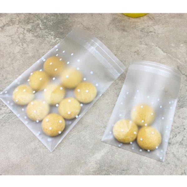 100pcs / Pack Plastic Transparent Cellophane Bags Polka Dot Candy Cookie Gift Bag with DIY Self Adhesive Pouch Celofan Bags for Party, Size: 7x7cm (Transparent) - Image 8