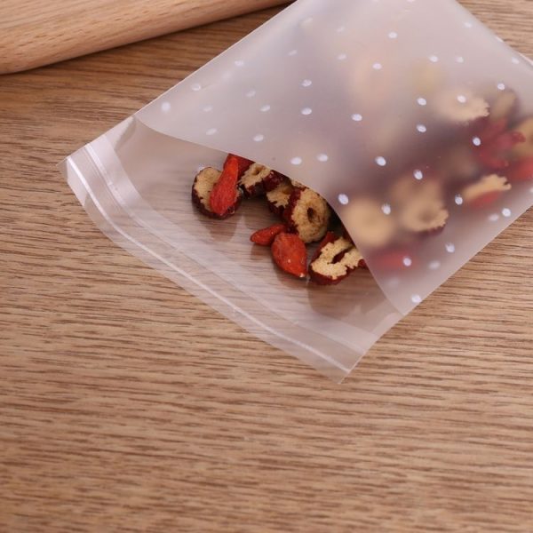 100pcs / Pack Plastic Transparent Cellophane Bags Polka Dot Candy Cookie Gift Bag with DIY Self Adhesive Pouch Celofan Bags for Party, Size: 7x7cm (Transparent) - Image 9