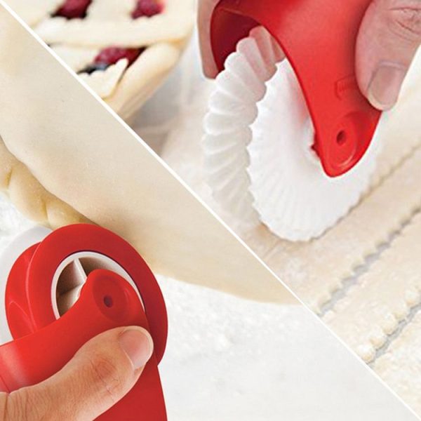 Baking Tools Pasta Cutting Wheel Hemming Wheel Manual Noodle Cutter Roller Knife Creative Kitchen Gadgets (Point Cut) - Image 6