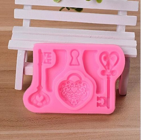 2 PCS Food Love Lock Key Fondant Silicone Mold DIY Baking Cake Decoration Tool (Pink) - Image 4