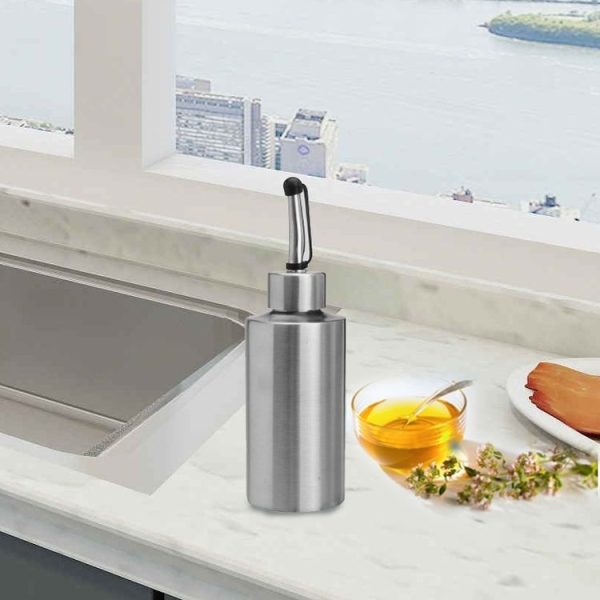 Cylindrical Seasoning Bottle Stainless Steel Oil Pot, Capacity: 250 ml (A)
