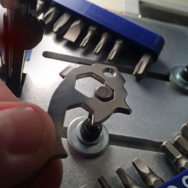 20 in 1 Multi-function EDC Tool Key Ring Bottle Opener Screwdriver Multi-purpose Outdoor Mini Tool - Image 5