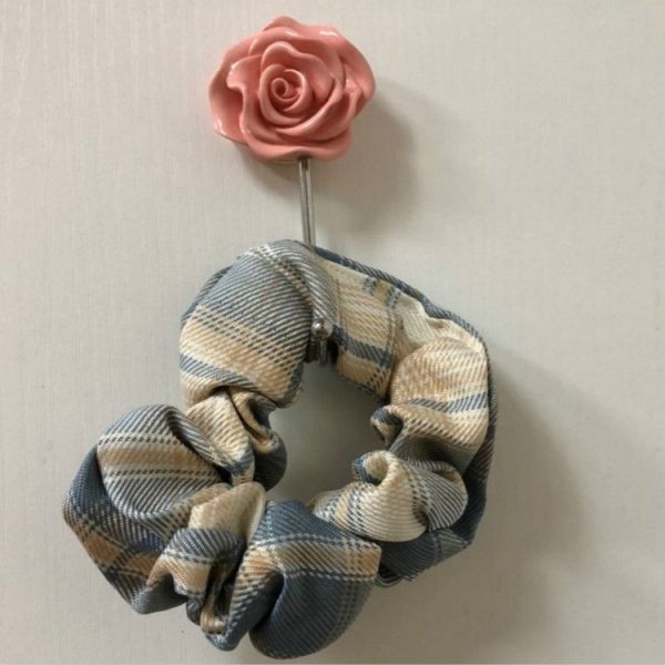 Bathroom Non-perforated Rose Hook Non-marking Resin Adhesive Hook (Pink Rose) - Image 2