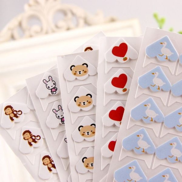 2 PCS Cartoon Animal Album Corner Stickers Accessories Hand-paste Products (Rabbit) - Image 3