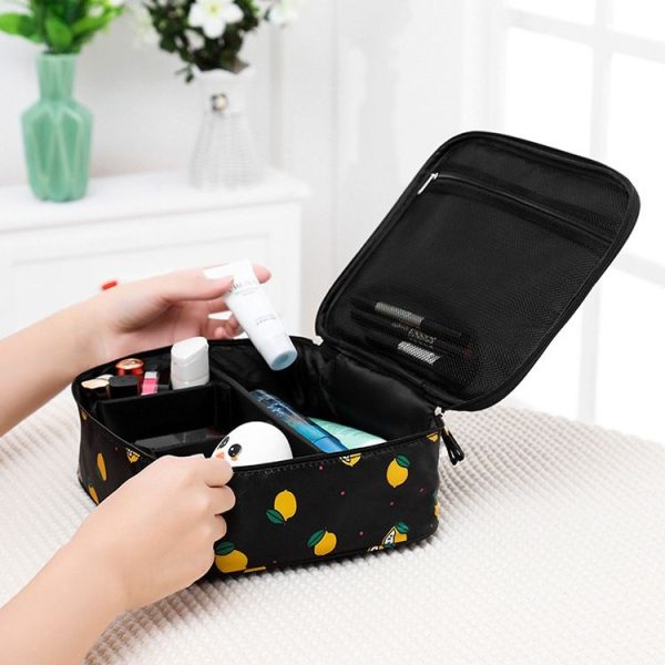 Large Capacity Portable Lady Waterproof Padded Travel Cosmetic Bag Beautician Storage Bags Women Makeup Bag (Style B Black Lemon)