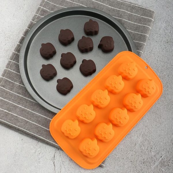 Halloween Cartoon Baking Set Chocolate Mold (Pumpkin Head) - Image 2