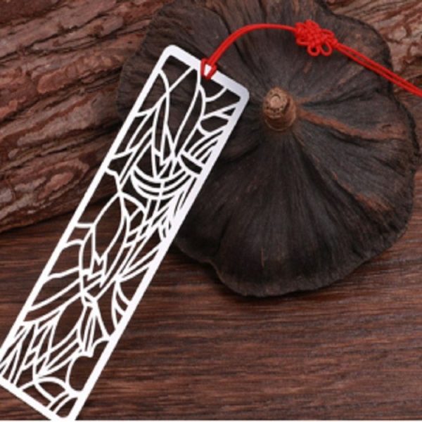 Creative Retro Metal Flower Hollow Bookmark Multi-function Stationery - Image 6