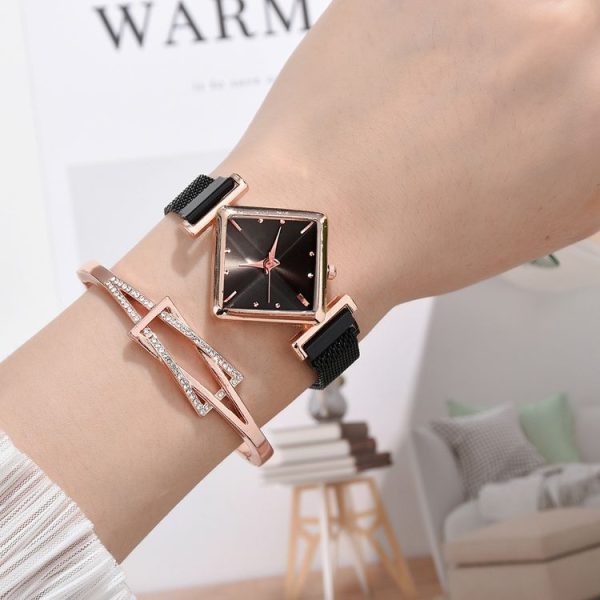 2 PCS Ladies Diamond Dial Quartz Watch, Colour: Black + Bracelet - Image 2