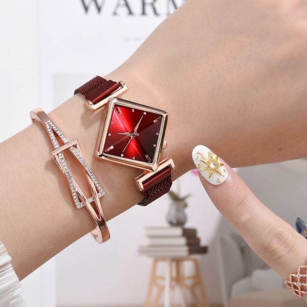 Ladies Diamond Dial Quartz Watch, Colour: Red + Bracelet - Image 2