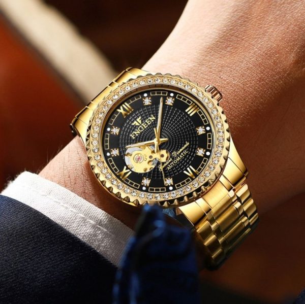FNGEEN 8073 Men Automatic Mechanical Watch Diamond Hollow Fashion Watch (Full Gold Black Surface) - Image 7