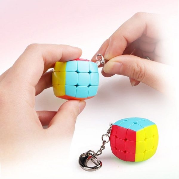 2 PCS Mini Keychain Magic Cube Decompression Toy Pyramid Keychain - Image 4