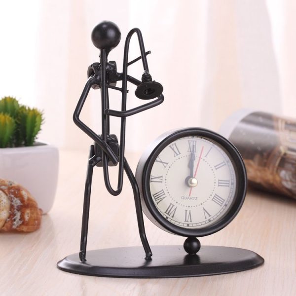 Iron Stainless Steel Small Table Clock Retro Personality Clock Birthday Gift (C66 Trombone Clock)