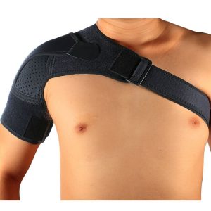 G06 Four-Direction Adjustable Pressure And Breathable Shoulder Pad Sports Protective Gear, Style: Ordinary Version M (Black)