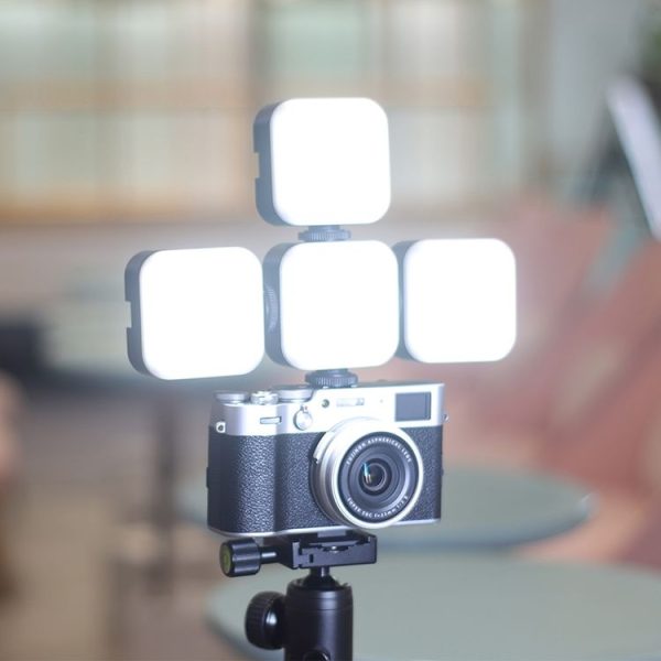 Ulanzi U-Bright Mini Camera 2700k-6500k LED Video Light Vlog Fill Light with Magnetic Soft Cover & 6 Colored Paper & 3 Cold Shoes - Image 8