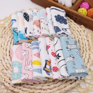 10 PCS Baby Cotton Saliva Handkerchief Cartoon Small Square Face Towel Color Random Delivery (Color Mixture)