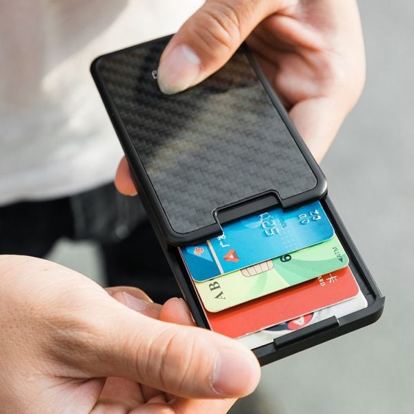 New-Bring Carbon Fiber Metal Card Holder Male Personality Card Holder Anti-Theft RFID Ultra-Thin Small Card Box (Black) - Image 6