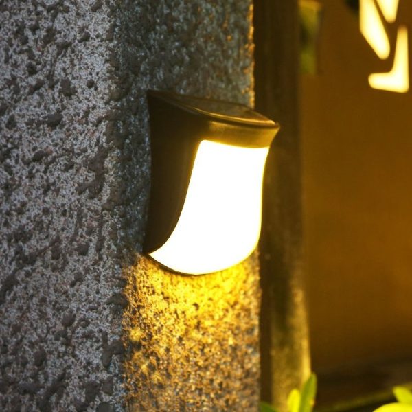 Solar Doll Wall Light Outdoor Garden Fence Decoration Waterproof Solar Light (Warm Light)