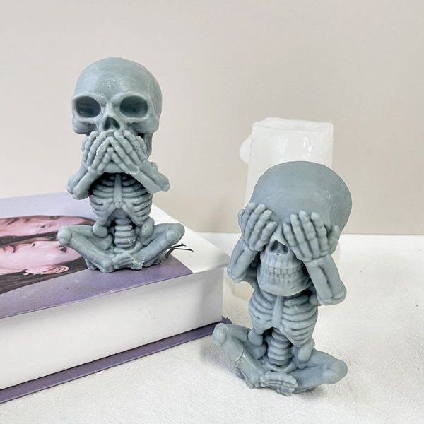 Skull Candle Silicone Mould Aromatherapy Ornament Mould (Skeleton Covering Eyes) - Image 4