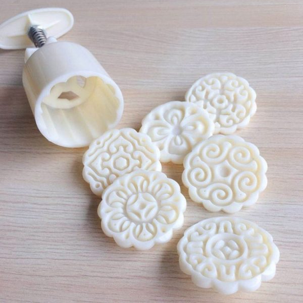 2 PCS Moon Festival Round Hand-Pressed Pastry Mold Baking Tools, Model: 10 - Image 4