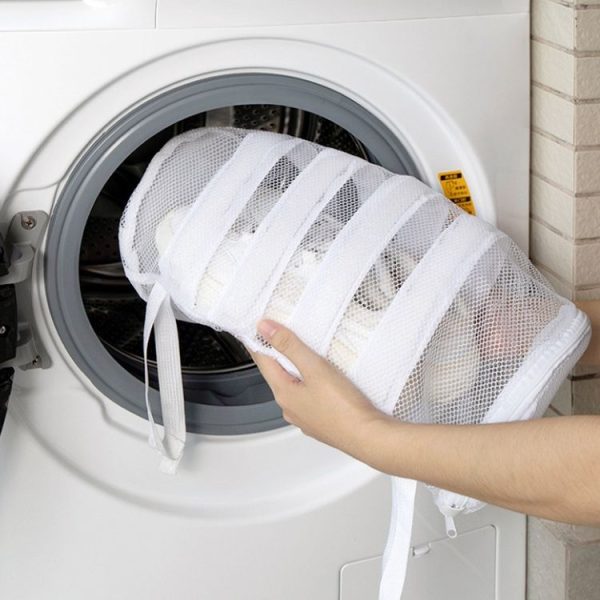 Integrated Shoe Anti-deformation Washing Machine Wash Bag (White) - Image 4