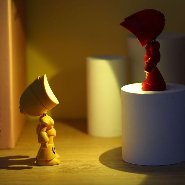 9622 LED Mini Foldable Cartoon Policeman Night Light Desktop Magnetic Desk Lamp (Green) - Image 6