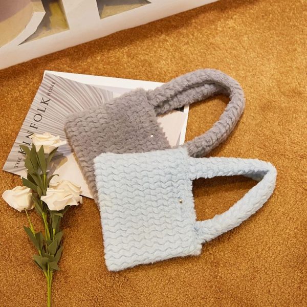 H6302-1 Autumn and Winter Plush Plaid Small Handbag (Light Grey) - Image 5