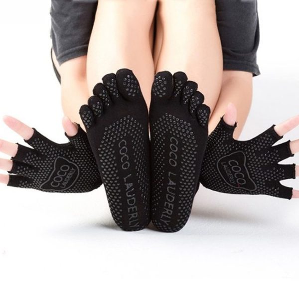 Non-slip Open Finger Yoga Sports Gloves+Five Finger Yoga Socks Set, Size: One Size (Black)