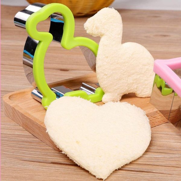 Stainless Steel Sandwiches Bread Cutting Model With Guards Fruits Vegetable Cookie Mould, Size: Large Star (Color Random Delivery) - Image 6