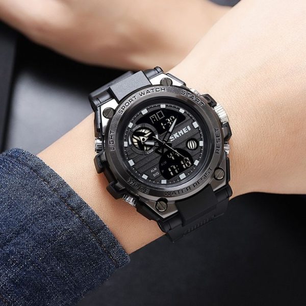 SKMEI 2031 Multifunctional Outdoor Waterproof Chronograph Men Sports Watch (Black Gold) - Image 8