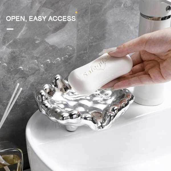Electroplating Soap Box Fragrance Toilet Free Punch Drain Soap Holder (Golden) - Image 4