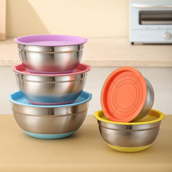 18cm With Colorful Silicone Bottom & Lid Salad Bowl Stainless Steel Thickened Basin (Color Random Delivery) - Image 7