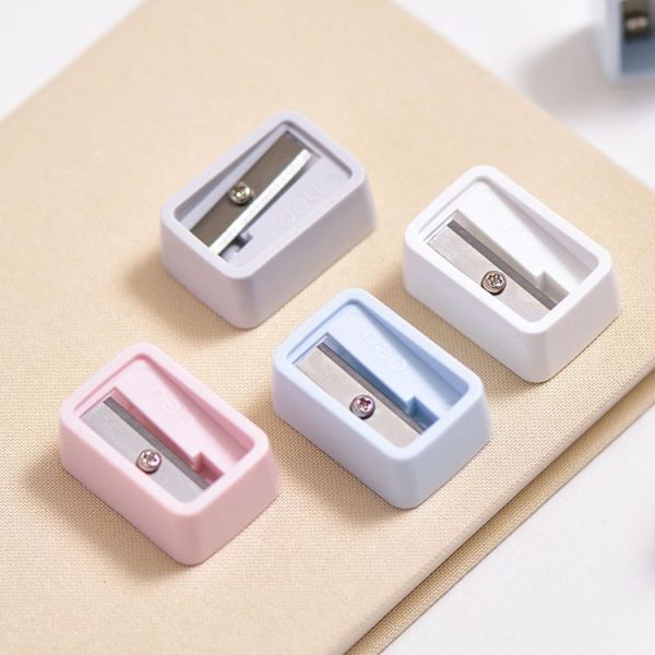5pcs Deli 0594 Mini Portable Children Pencil Sharpener (Random Color Delivery) - Image 2