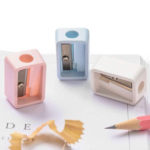 5pcs Deli 0594 Mini Portable Children Pencil Sharpener (Random Color Delivery) - Image 7