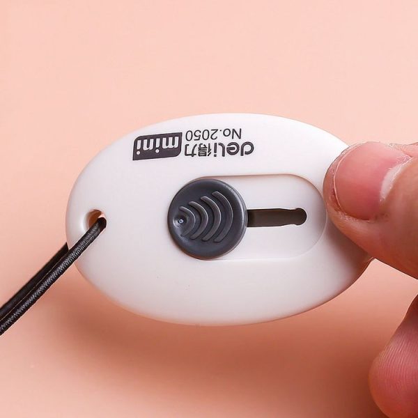 Deli 2050 Small Mini Candy Color Utility Knife Stationery (Random Color Delivery) - Image 4