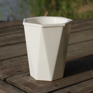 Diamond-shaped Automatic Water-absorbing Lazy Flower Pot Green Plant Plastic Pot 12cm x 14cm (White)