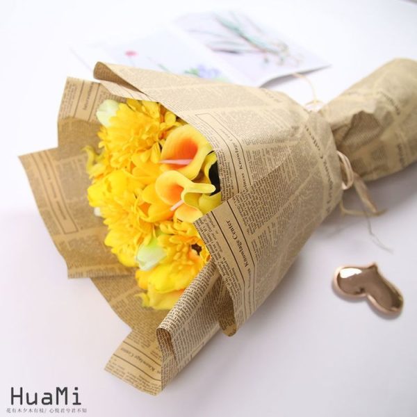 10pcs Retro Cowhide English Newspaper Gift Flower Packaging Material (Random Style Delivery) - Image 6