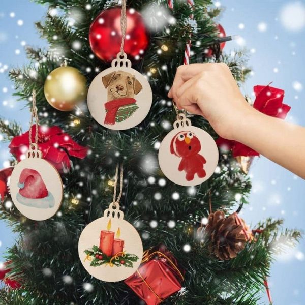 10pcs / Set Wood Chip Hand-Painted Christmas Tree Props Christmas Pendants, Size: 9x7.6cm - Image 7