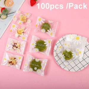100pcs / Pack 4x9.5cm Daisy Pattern Cookie Packaging Bags Snack Machine Sealable Bags