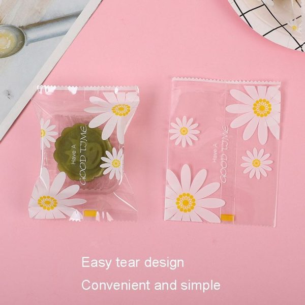 100pcs / Pack 4x9.5cm Daisy Pattern Cookie Packaging Bags Snack Machine Sealable Bags - Image 2