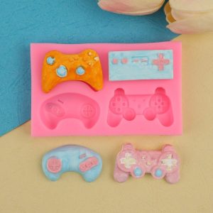 Game Console Gamepad Shape Silicone Mold Fondant Tool Cake Chocolate Mold (Pink)